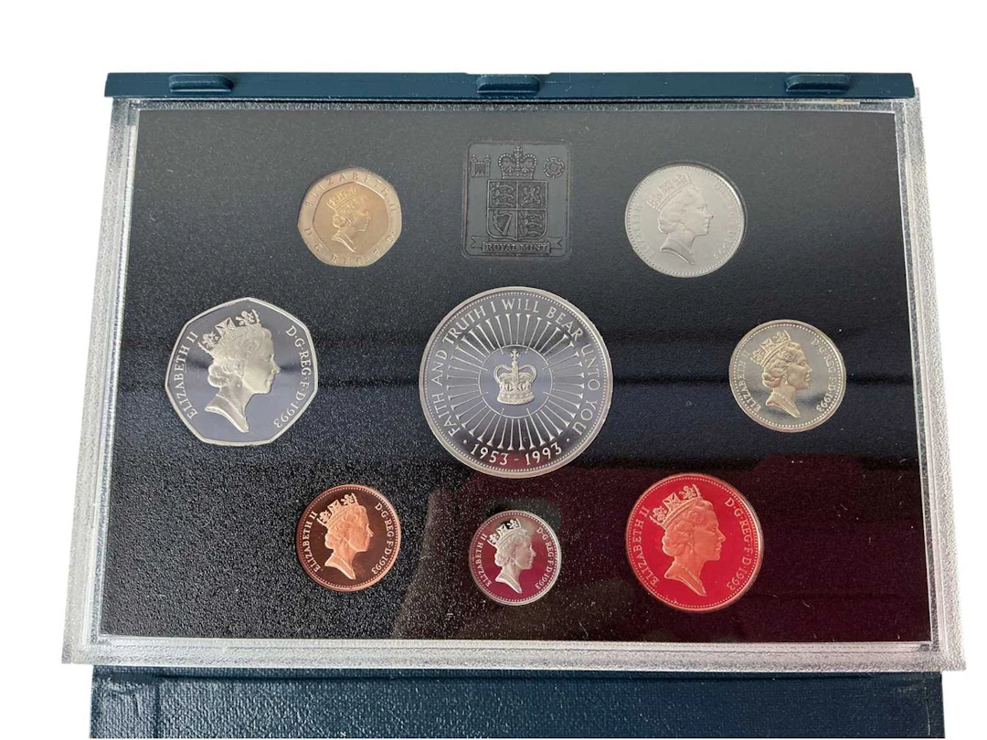 GROUP OF COIN SETS LATE 20TH CENTURY