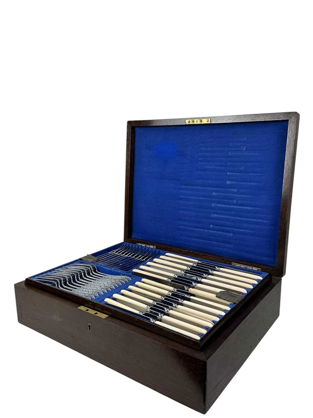 SUITE OF SILVER PLATED CUTLERY EARLY 20TH CENTURY