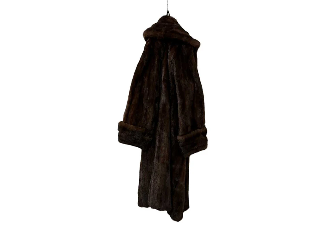 LADY'S FULL LENGTH MINK COAT MID 20TH CENTURY