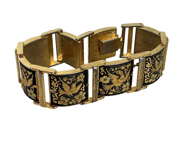 GROUP OF JEWELLERY MID/LATE 20TH CENTURY
