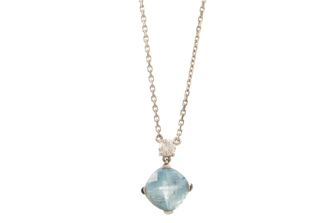 AQUAMARINE AND DIAMOND NECKLACE EARLY 21ST CENTURY