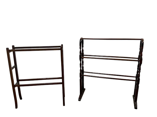 EDWARDIAN MAHOGANY TOWEL RAIL, EARLY 20TH CENTURY AND ANOTHER TOWEL RAIL