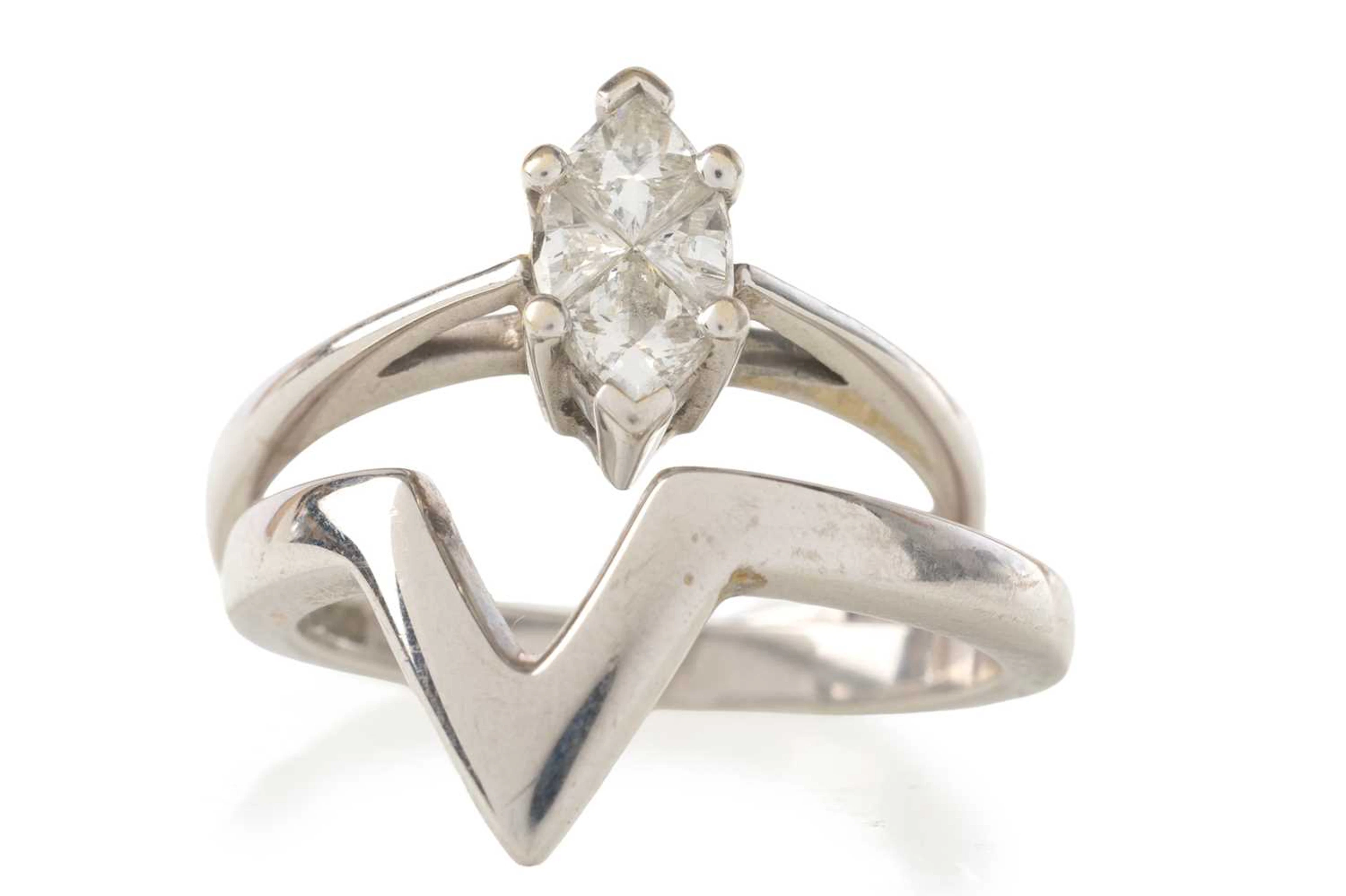 DIAMOND BRIDAL SET LATE 20TH CENTURY