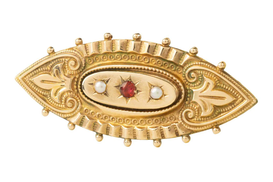 VICTORIAN GOLD BROOCH LATE 19TH CENTURY