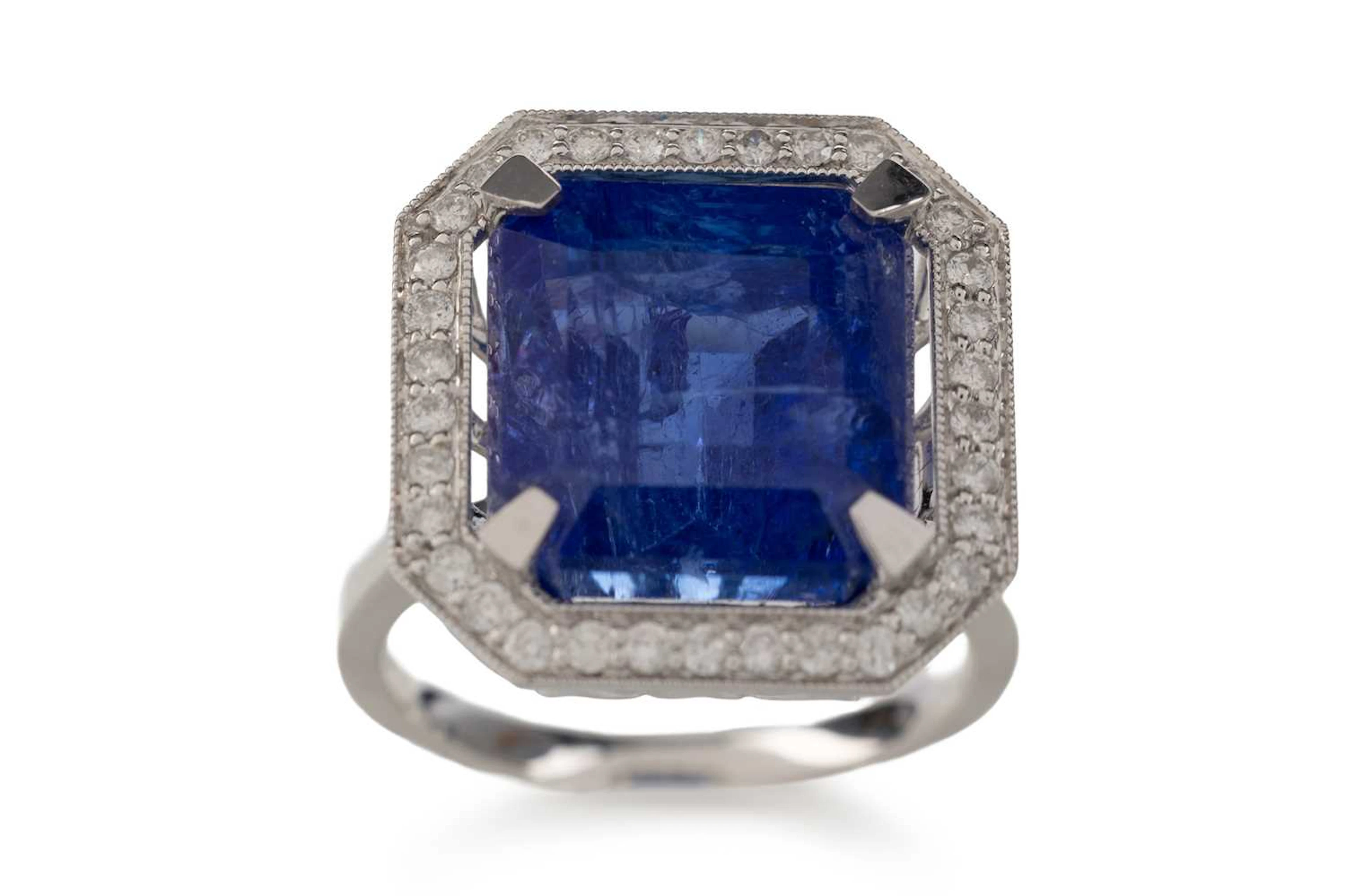 TANZANITE AND DIAMOND RING 21ST CENTURY