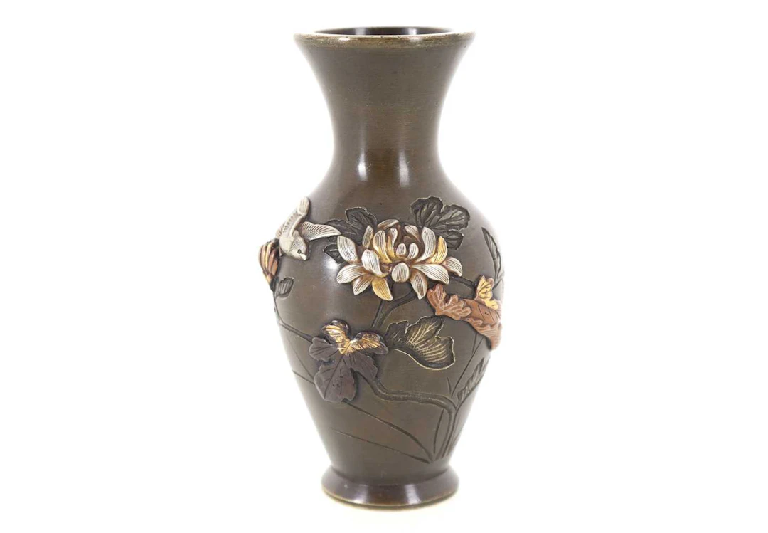 JAPANESE BRONZE VASE MEIJI PERIOD (1868-1912)