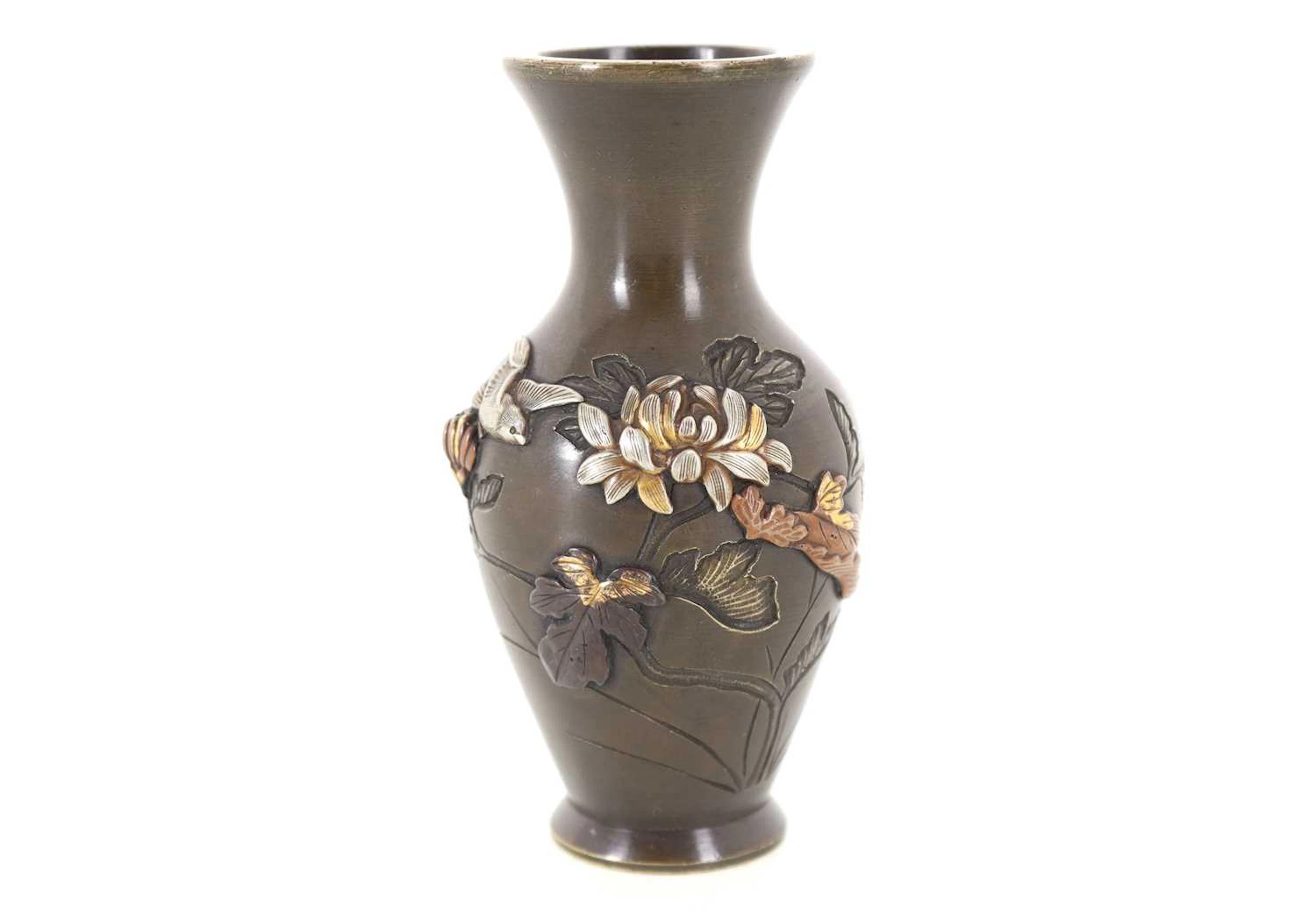 JAPANESE BRONZE VASE MEIJI PERIOD (1868-1912)