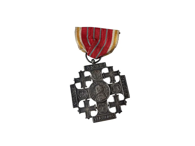 COLLECTION OF MILITARY MEDALS EARLY/LATE 20TH CENTURY