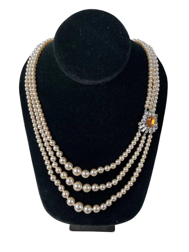 COLLECTION OF COSTUME JEWELLERY EARLY 20TH CENTURY AND LATER
