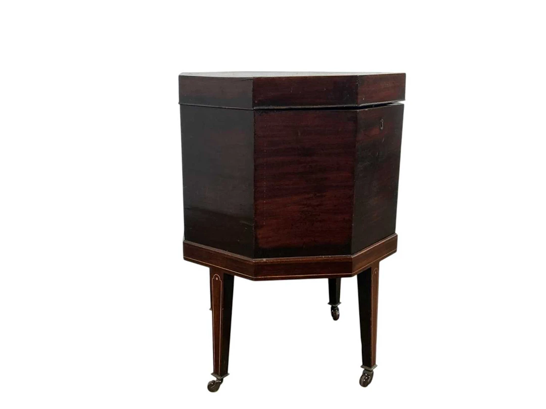 GEORGE III MAHOGANY CELLARETTE 19TH CENTURY