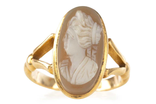 CAMEO RING 1914