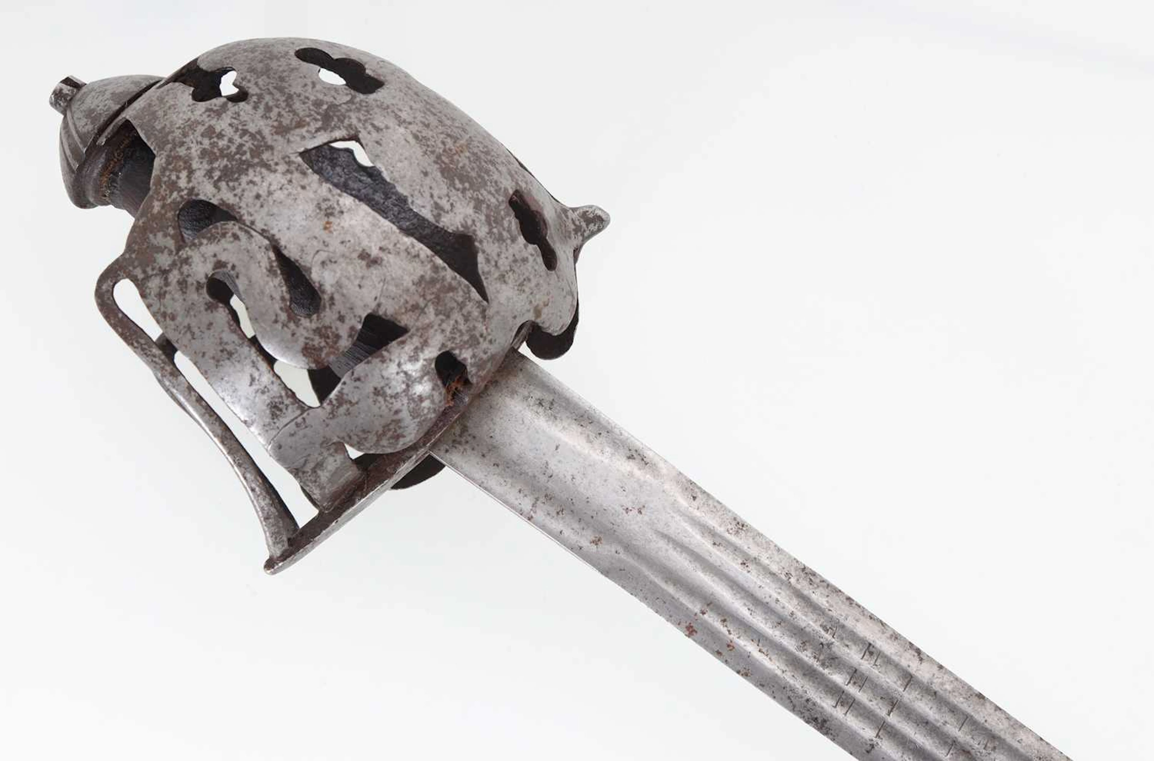 SCOTTISH RIBBON HILT BROAD SWORD MID 17TH CENTURY