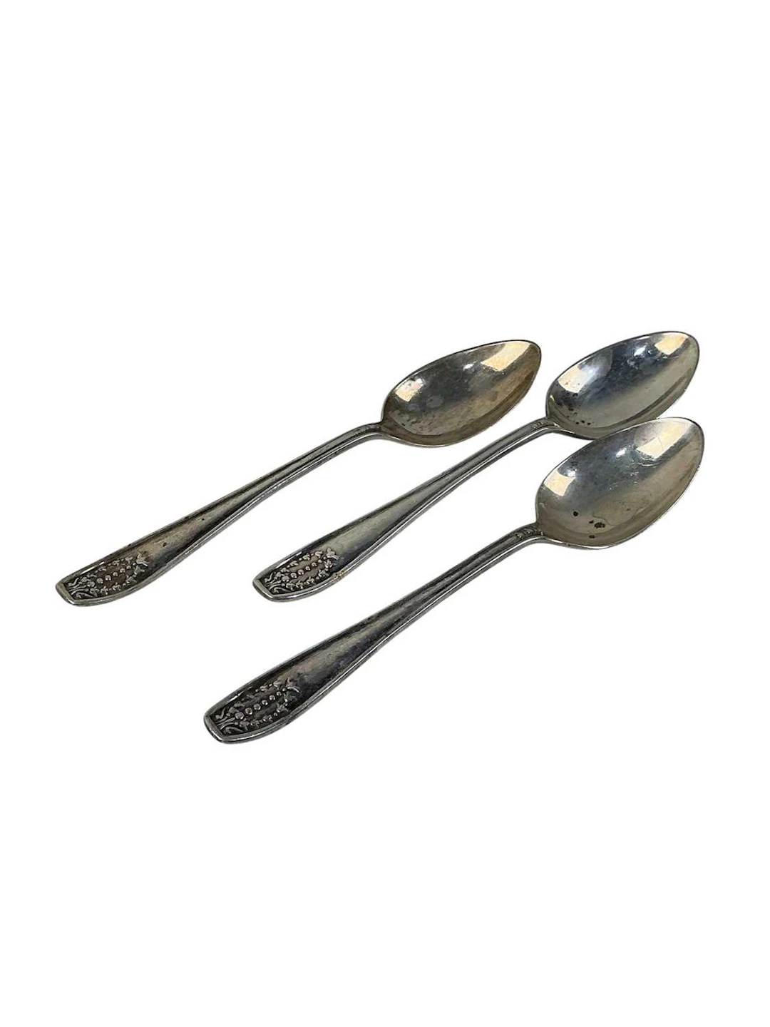 SET OF EIGHT GEORGE V SILVER TEASPOONS MAKER VINER'S LTD (EMILE VINER)