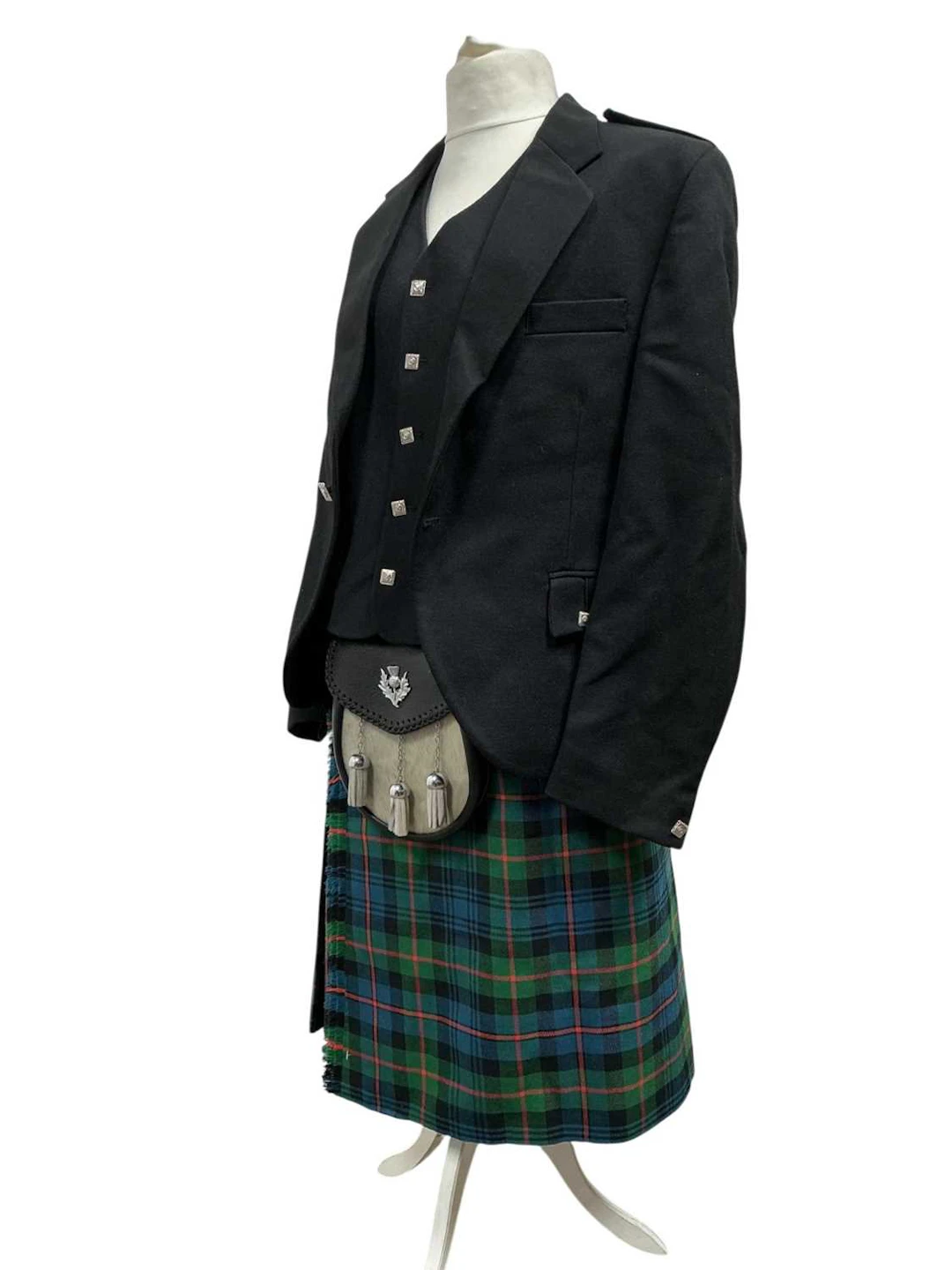 GROUP OF GENTS HIGHLAND WEAR LATE 20TH CENTURY