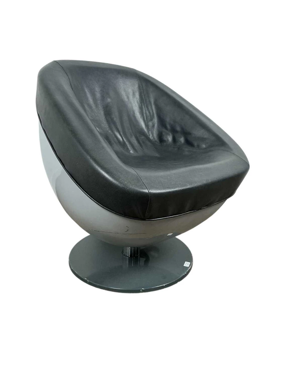 PAIR OF GAMMA AND BROS SALON EGG CHAIRS LATE 20TH CENTURY