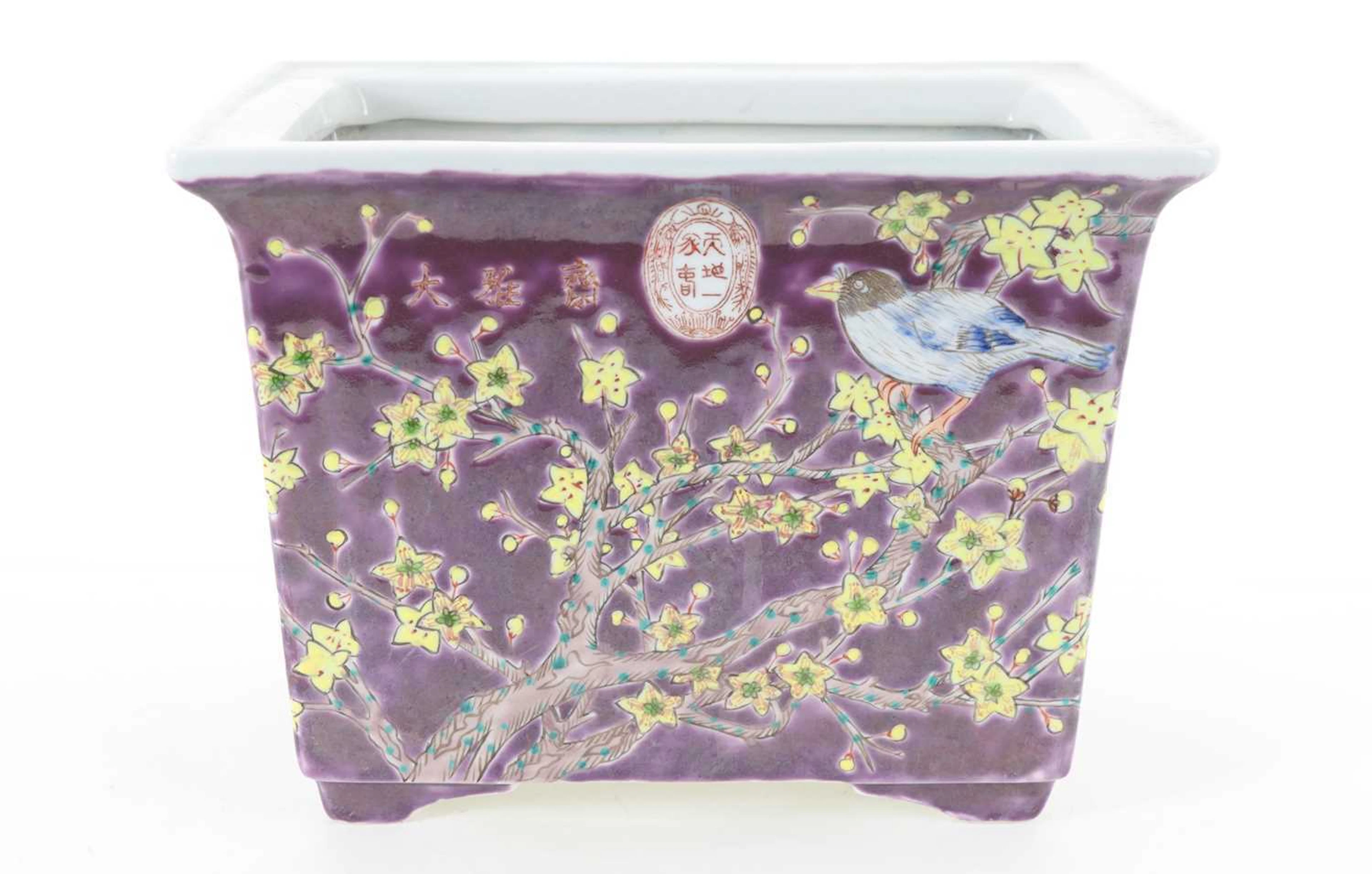 CHINESE CERAMIC CACHEPOT EARLY/MID 20TH CENTURY