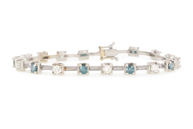 TREATED BLUE DIAMOND BRACELET 21ST CENTURY