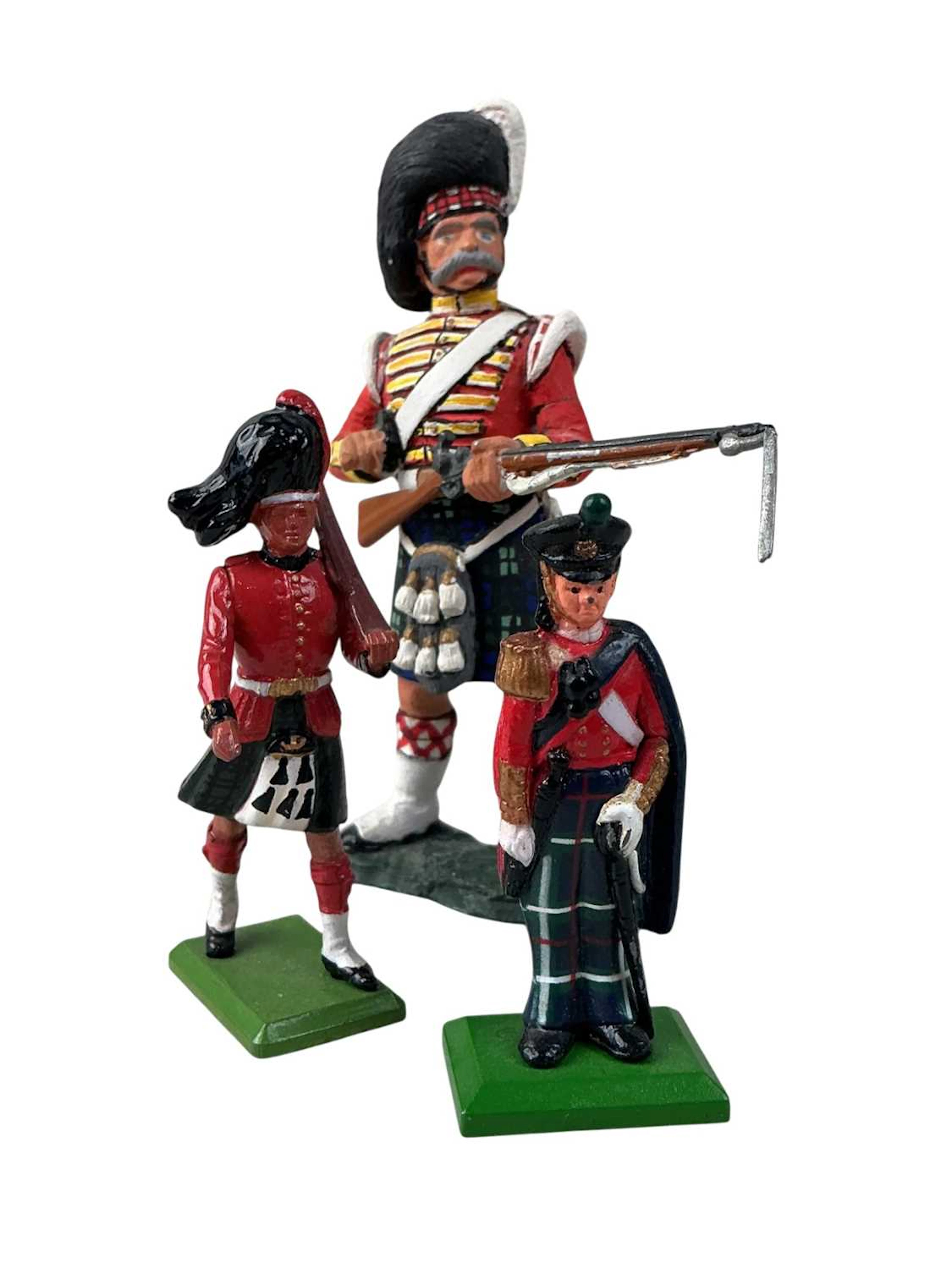 COLLECTION OF LEAD SOLDIERS AND CAVALRY MID 20TH CENTURY AND LATER
