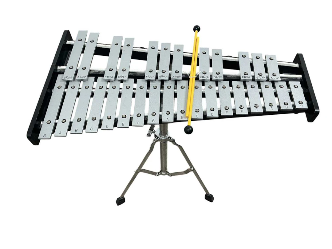 FLOOR STANDING XYLOPHONE LATE 20TH CENTURY