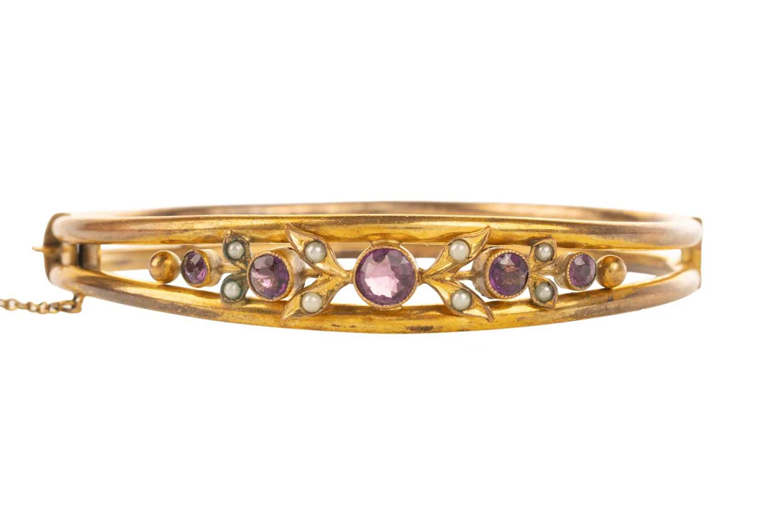 VICTORIAN GEM SET BANGLE LATE 19TH CENTURY