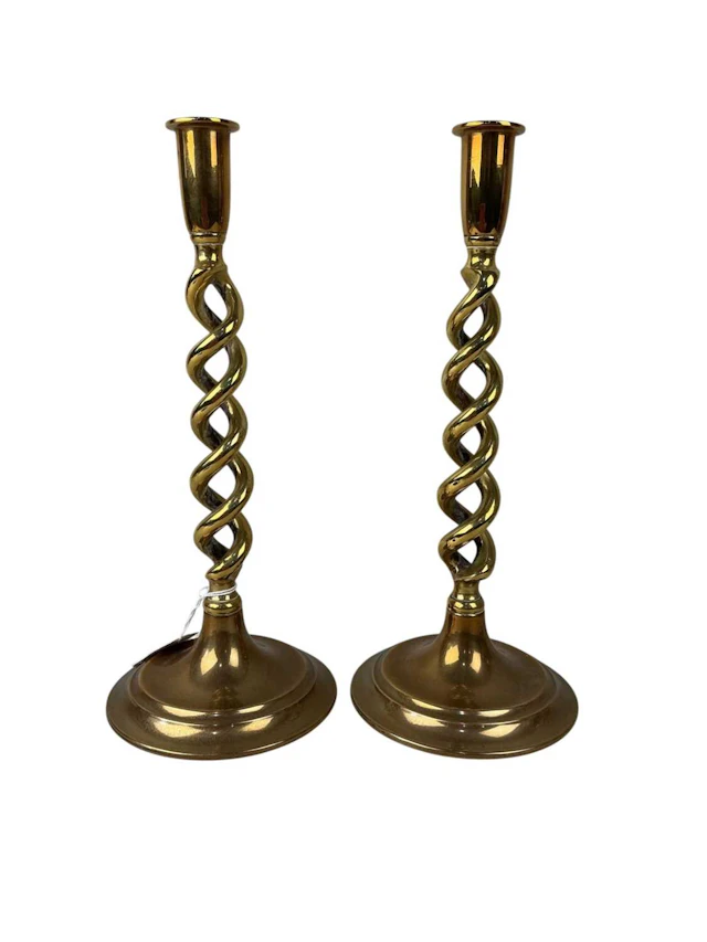 GROUP OF BRASS CANDLESTICKS MID 20TH CENTURY