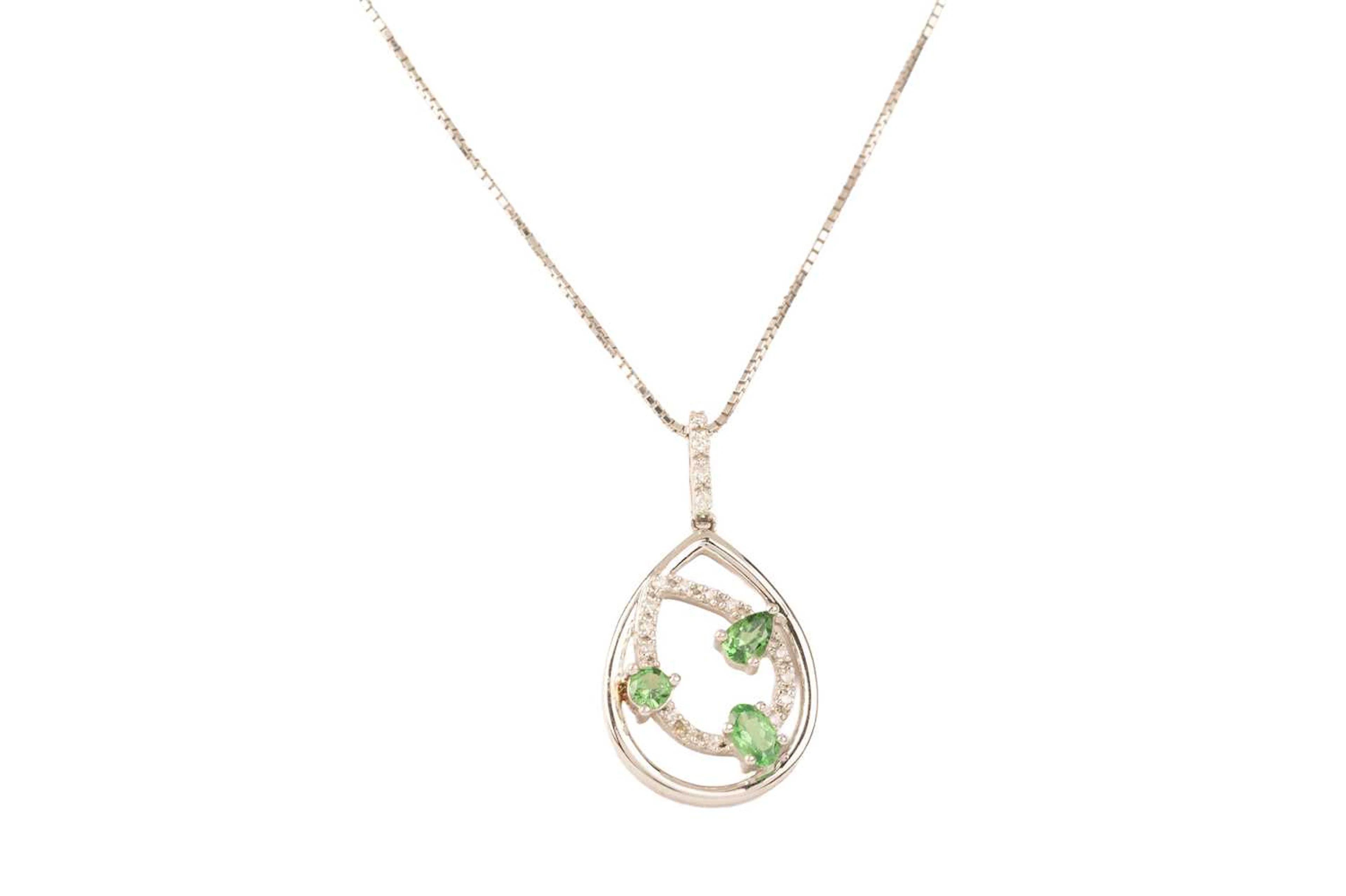 GEM SET NECKLACE AND EARRINGS EARLY 21ST CENTURY