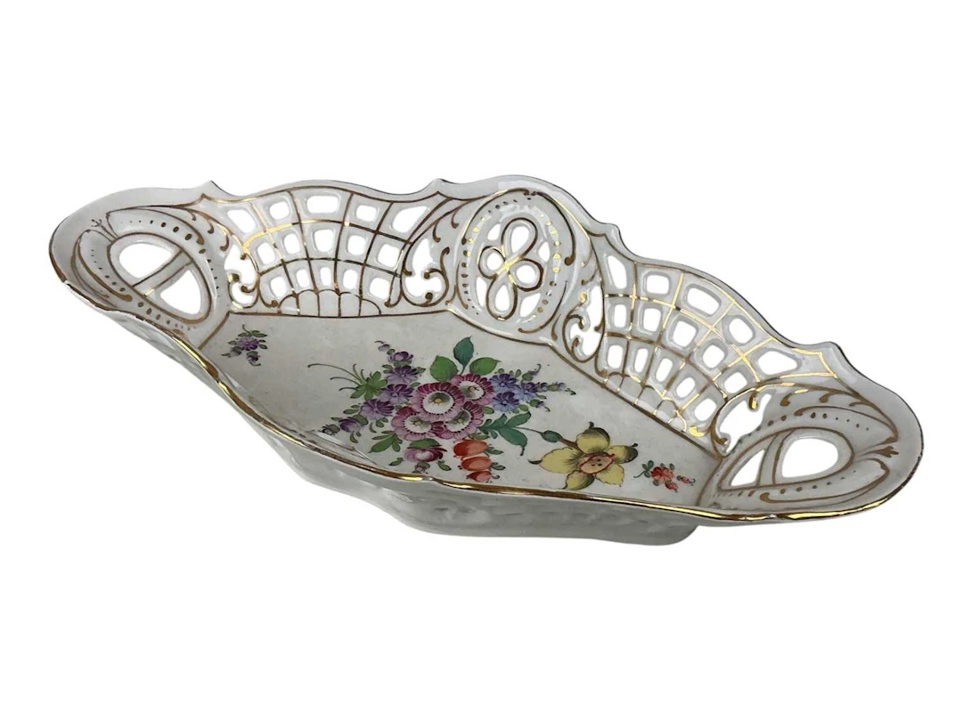 DRESDEN CERAMIC BASKET, MID 20TH CENTURY ALONG WITH A WEMYSS PLATE