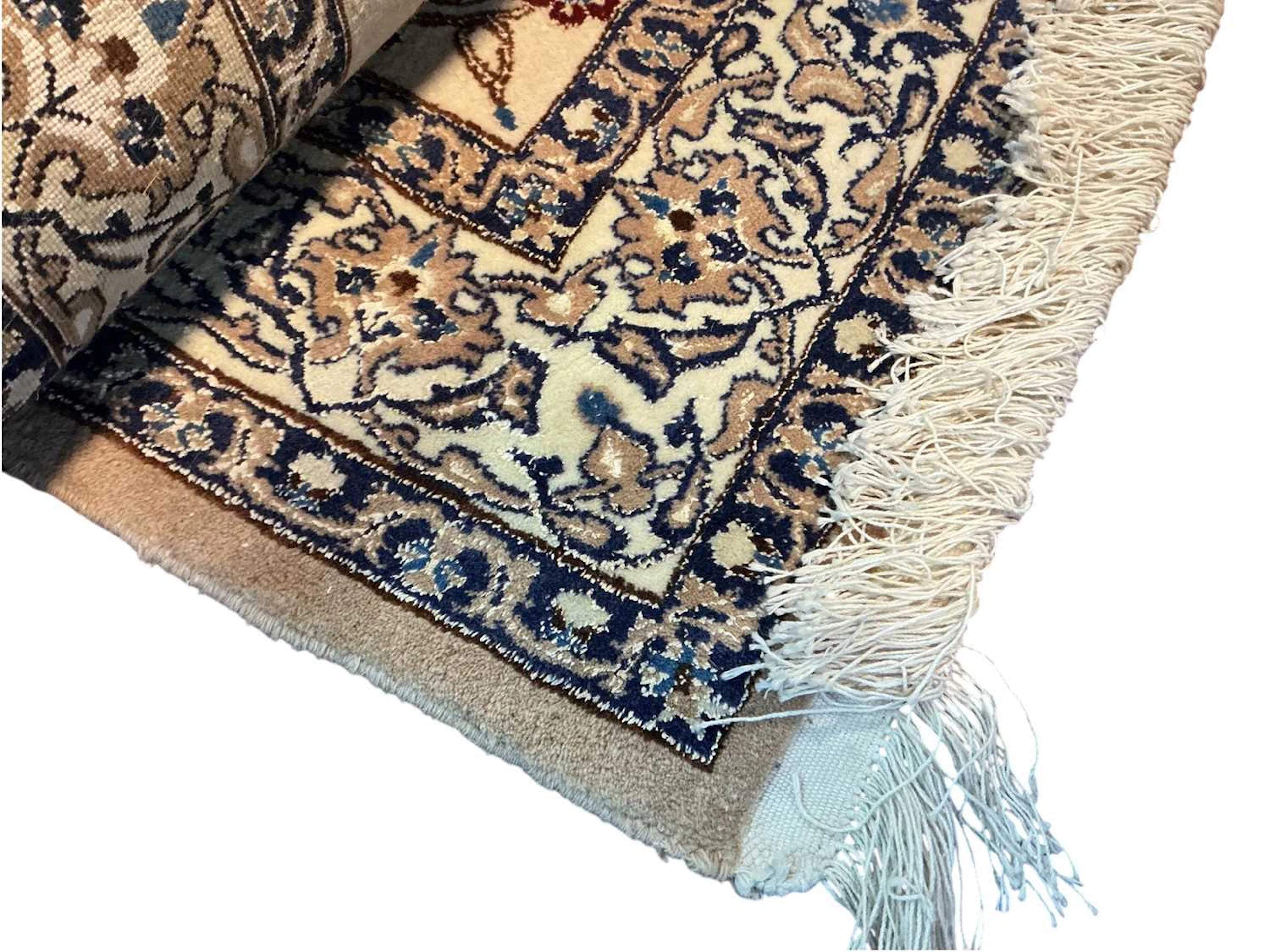 EASTERN FLOOR RUG LATE 20TH CENTURY