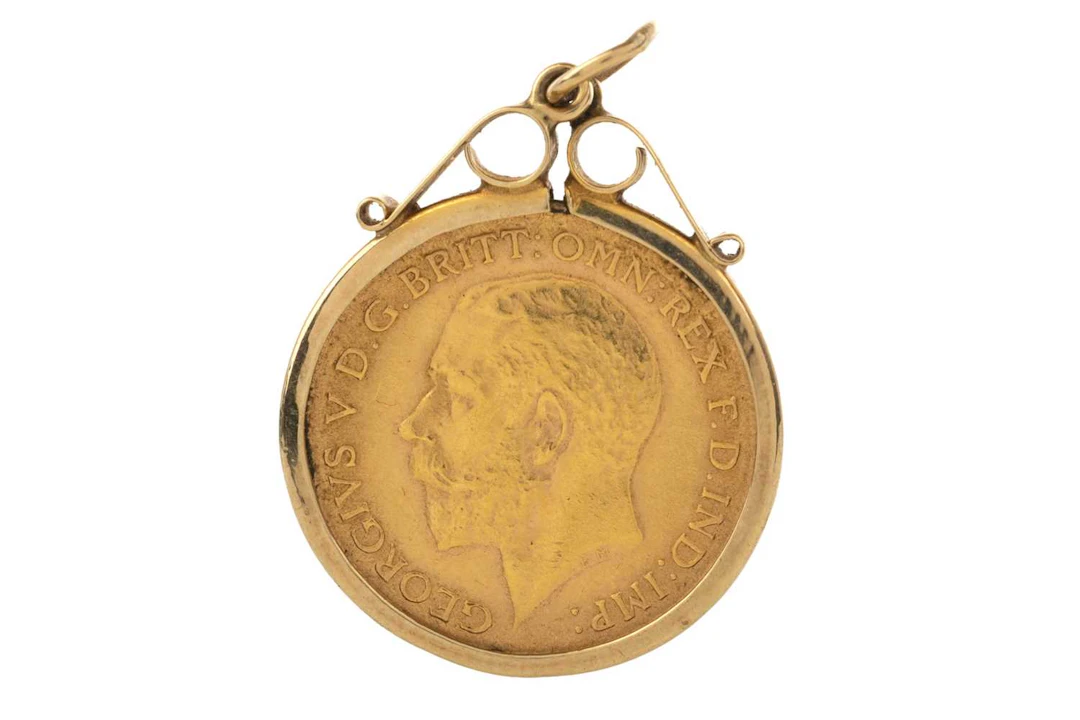GEORGE V GOLD HALF SOVEREIGN 1913