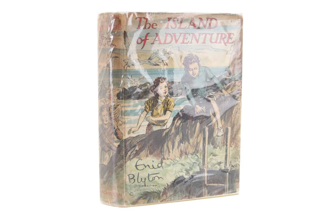 ENID BLYTON, ADVENTURE SERIES SET MID 20TH CENTURY