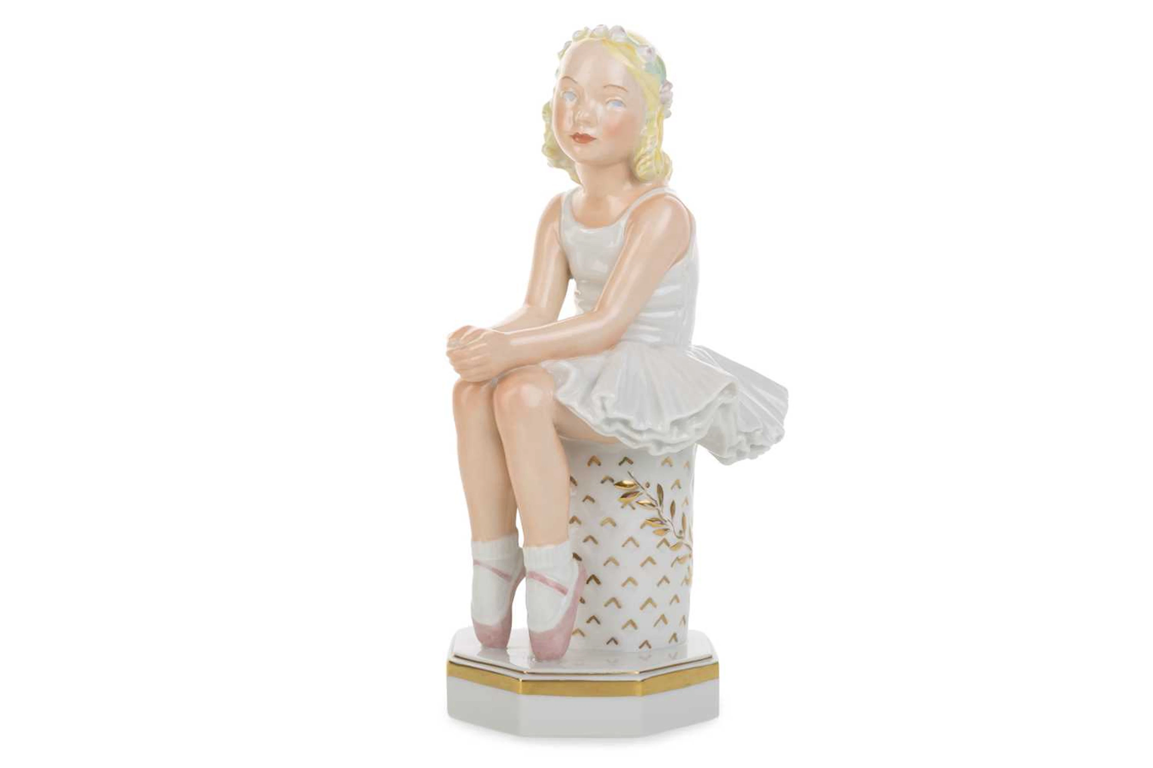 ROYAL COPENHAGEN BALLERINA FIGURINE MID 20TH CENTURY