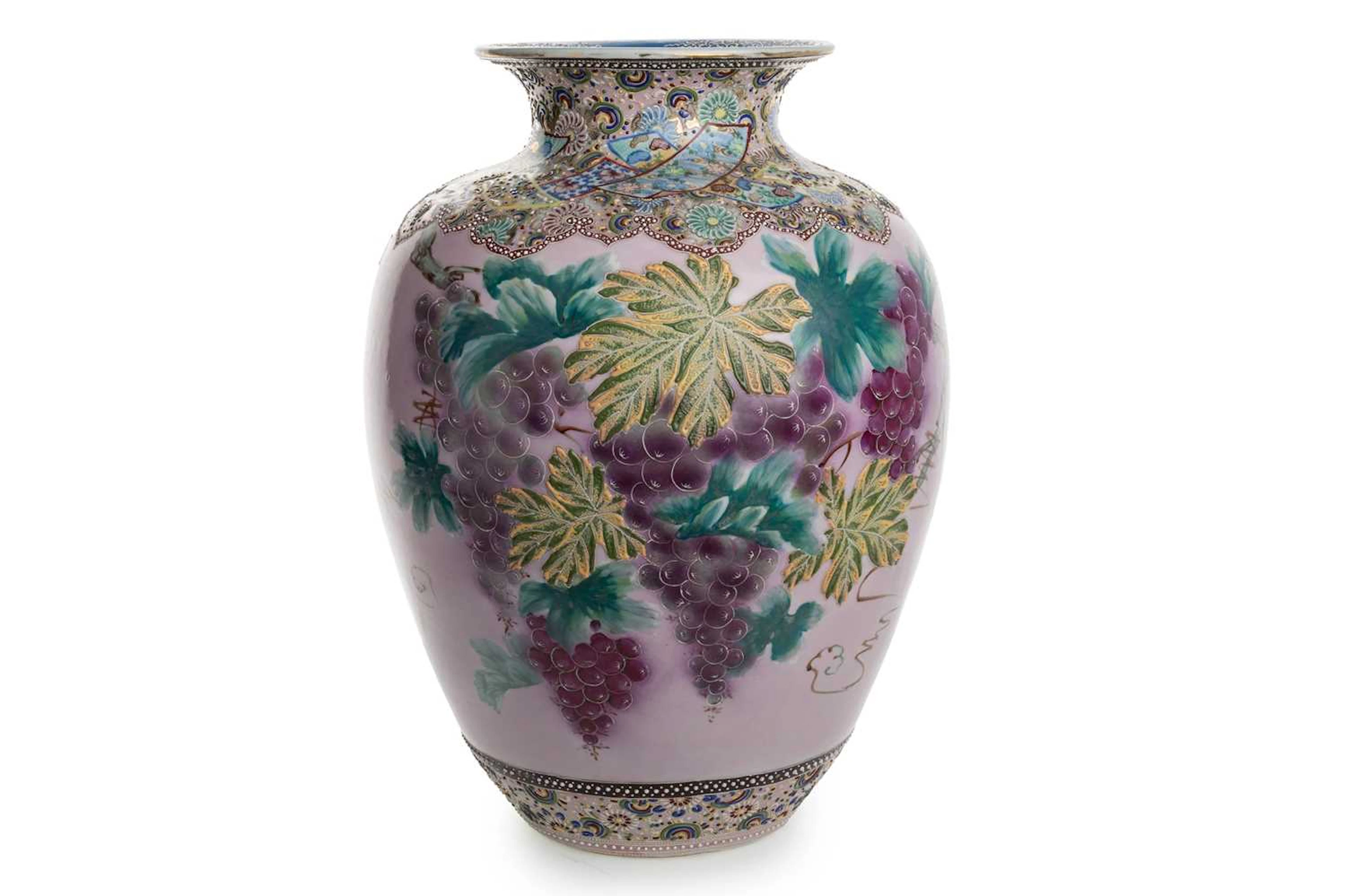 LARGE JAPANESE POLYCHROME PORCELAIN VASE CIRCA 1920s