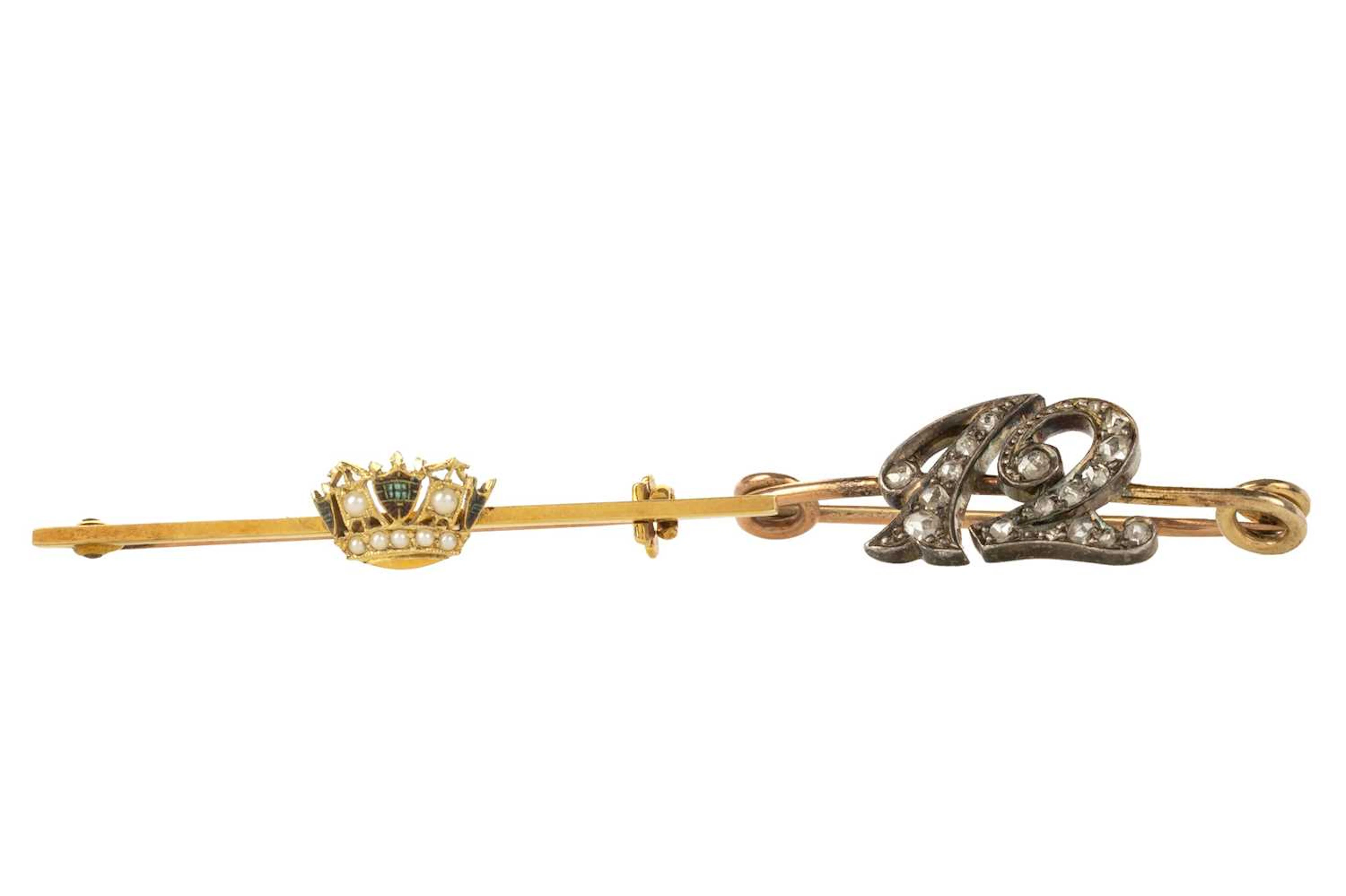 TWO BAR BROOCHES EARLY/MID 20TH CENTURY