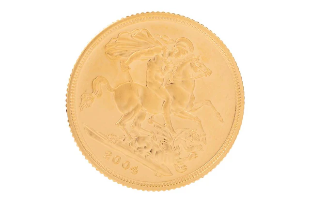 ELIZABETH II GOLD SOVEREIGN 2004