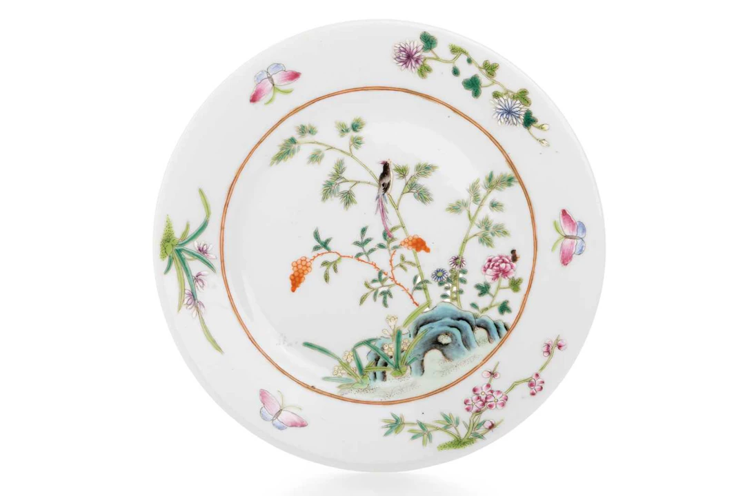 CHINESE PORCELAIN PLATE EARLY/MID 20TH CENTURY