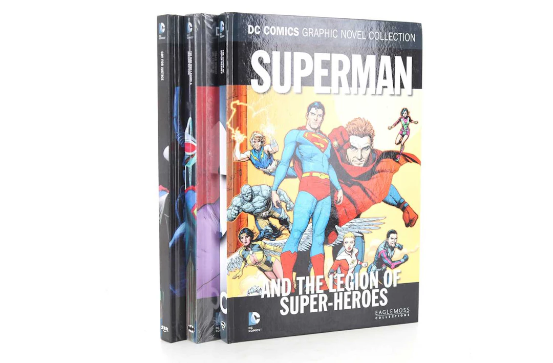 DC COMICS, 54 GRAPHIC NOVEL HARDBACK COLLECTION CIRCA 2012-2016