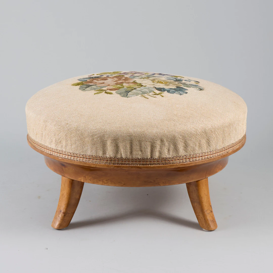 FOTPALL, petit point broderi.
