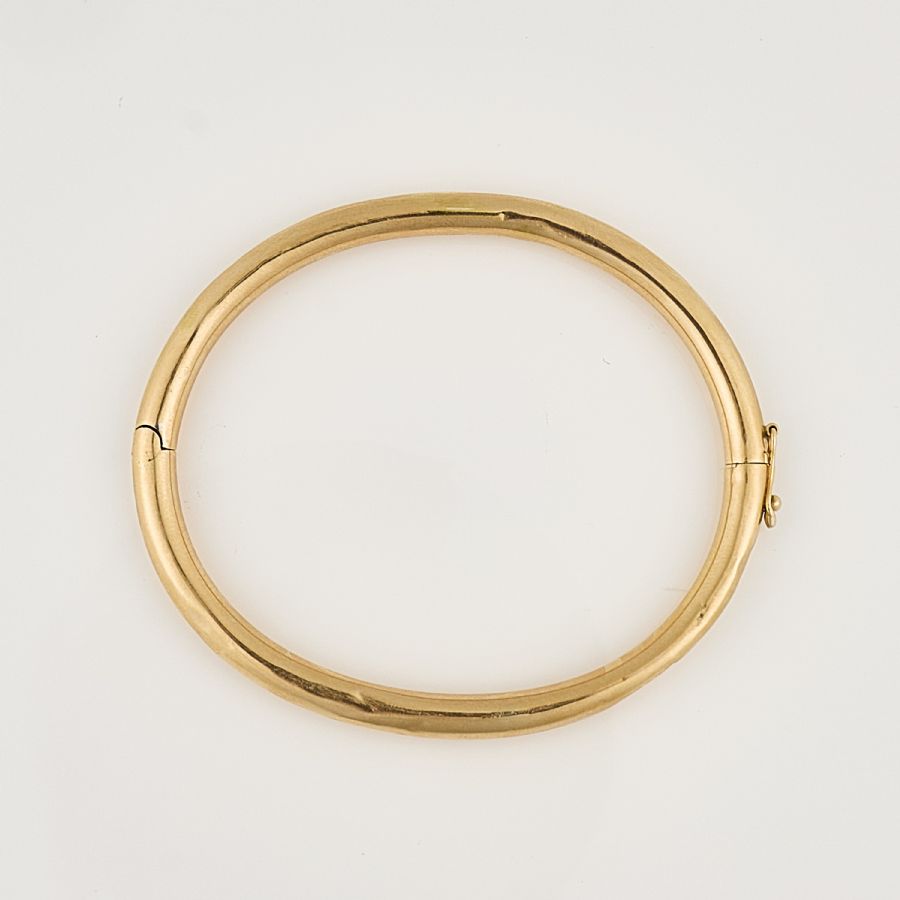 Armring, 18k guld. Vikt: 8