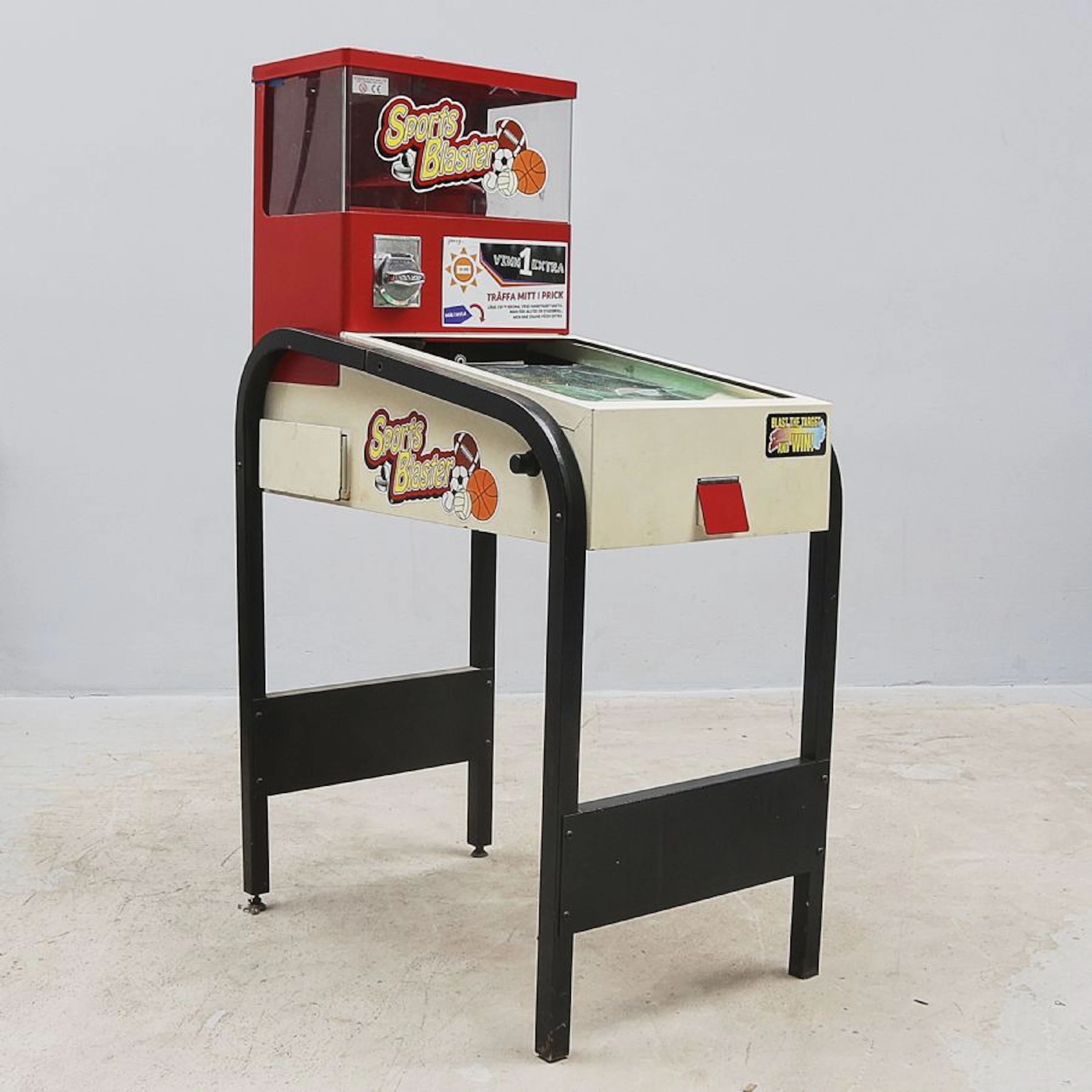 Flipperspel, Sports Blaster. Längd: 81 cm. Bredd: 48 cm
