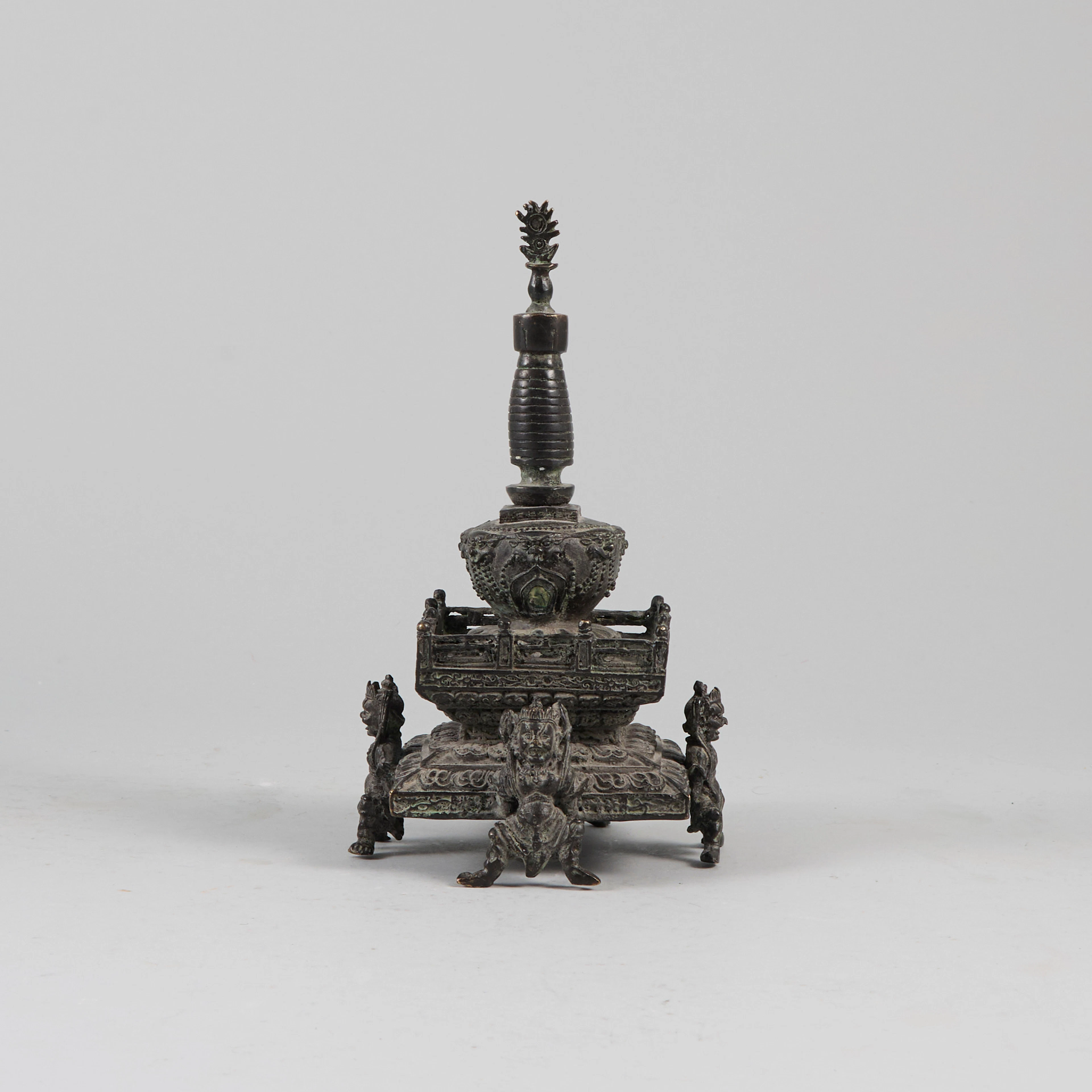 SKULPTUR, Stupa, Tibet.