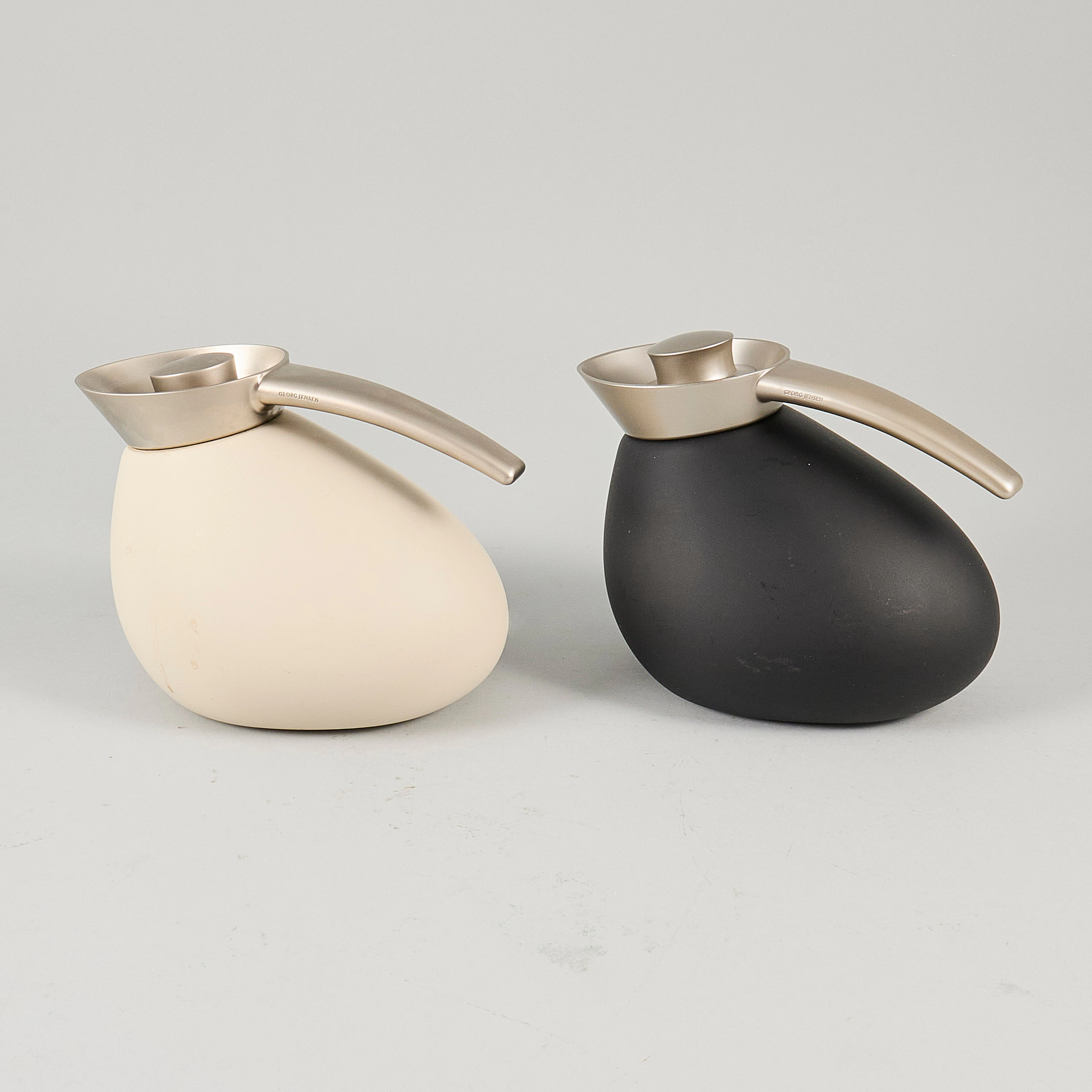 TERMOS, 2 st. "Quack", Maria Berntsen, Georg Jensen, Danmark.