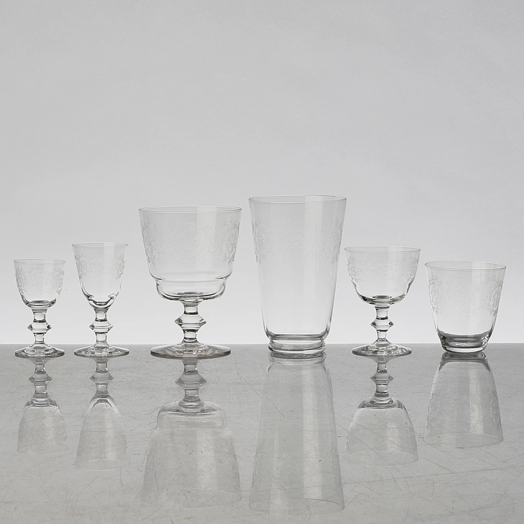 GLASSERVISDELAR, Kosta, "Elon", Edvin Ollers, 35 del ca.