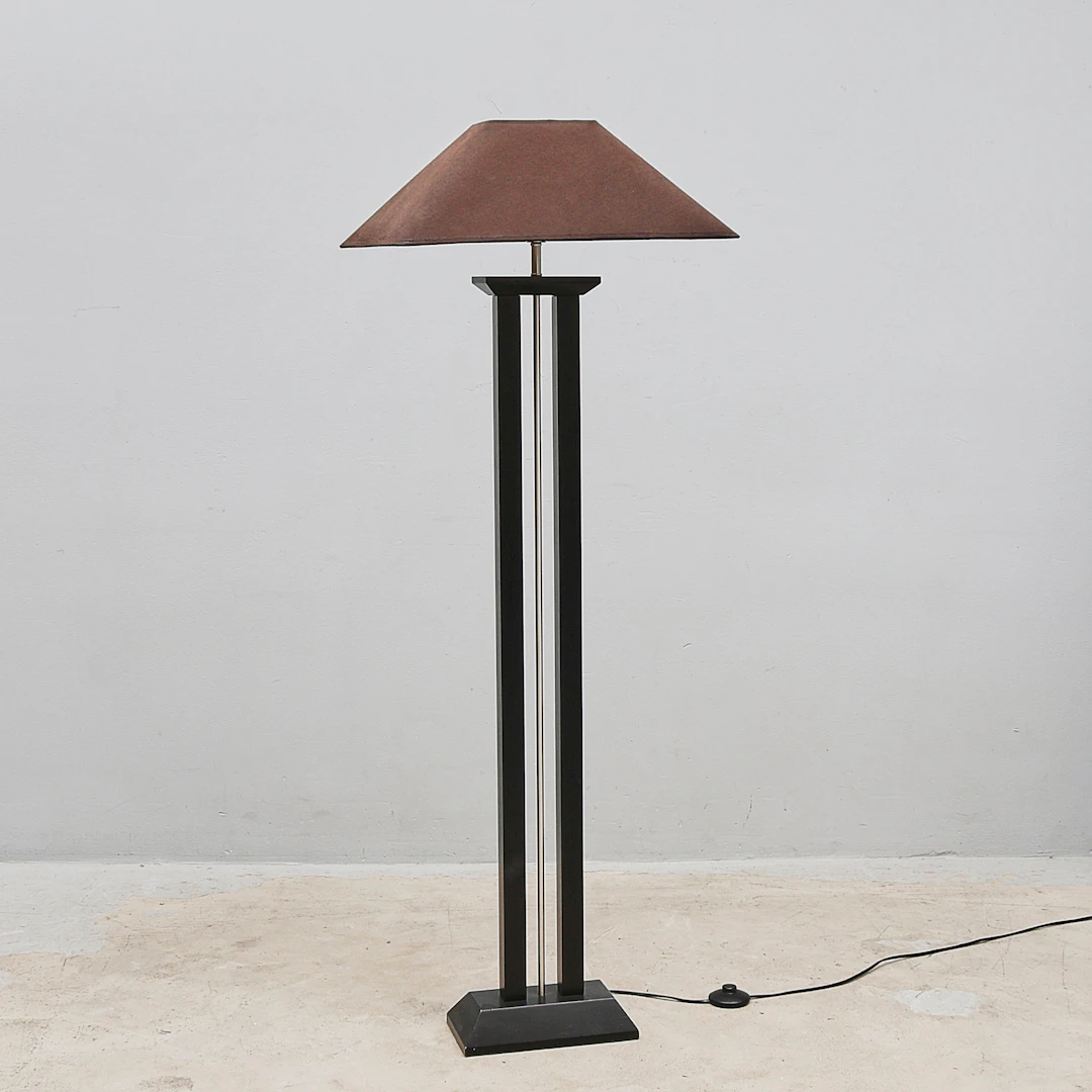 GOLVLAMPA, Lamp Gustav.
