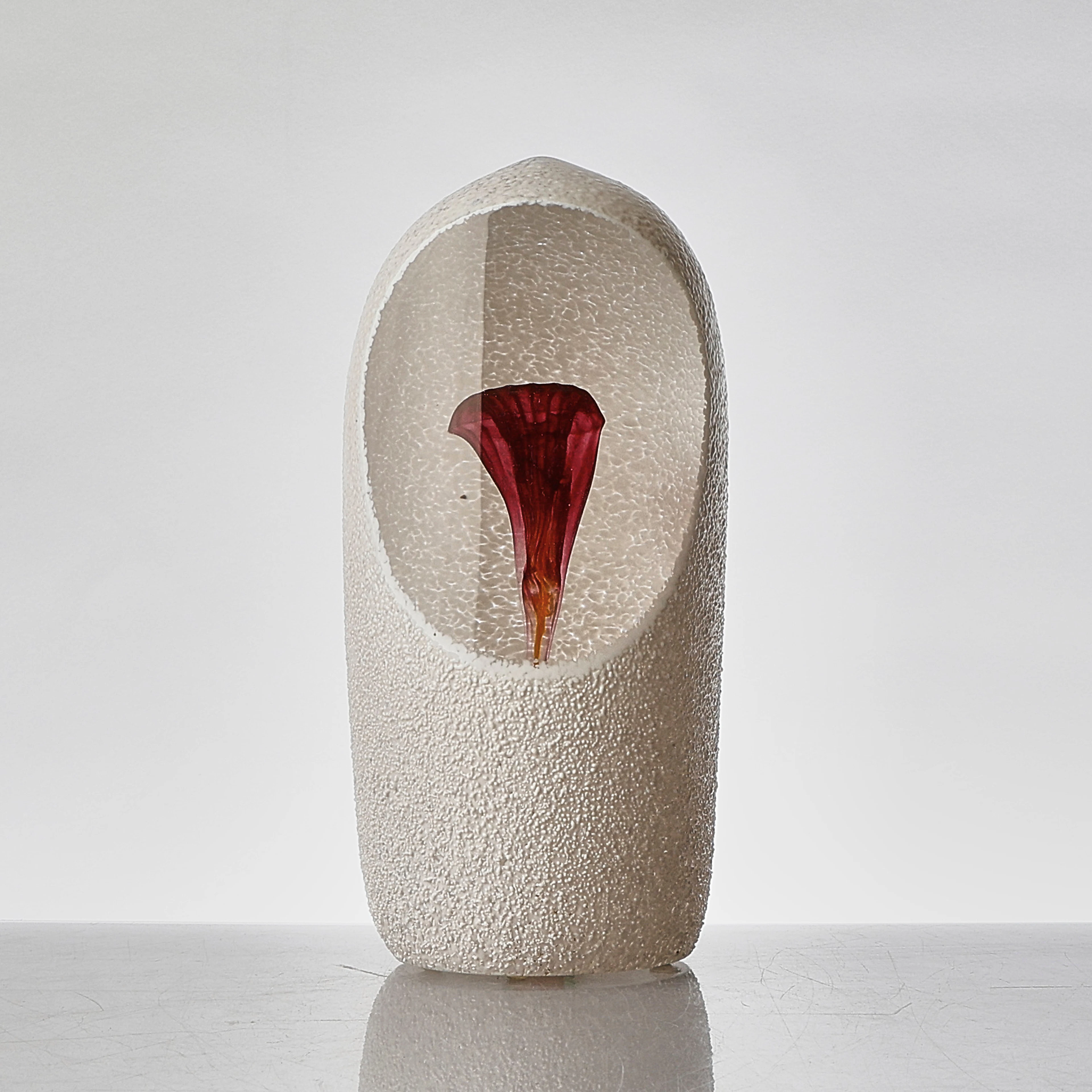 MONICA BACKSTRÖM. Skulptur, glas, Kosta Boda, signerad.