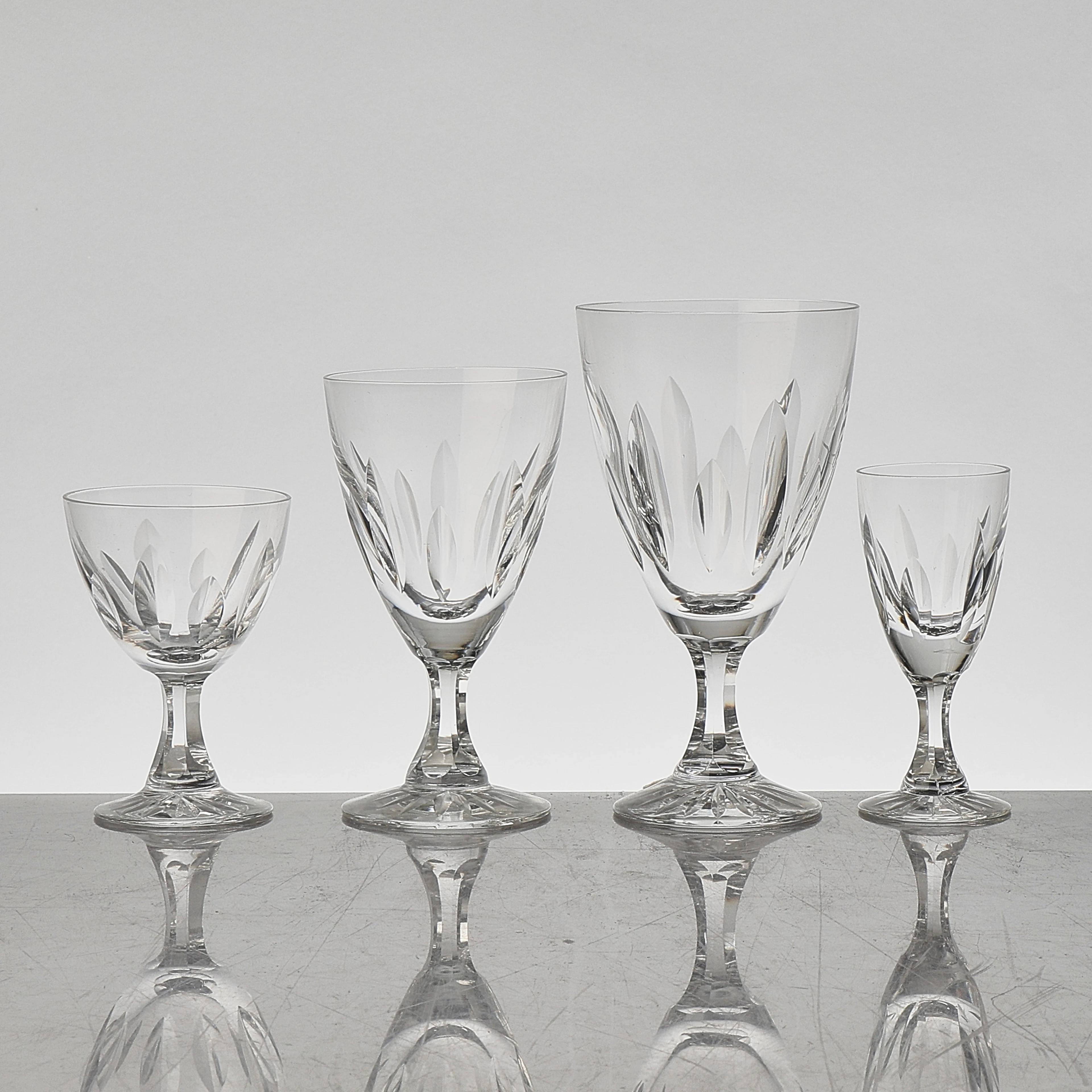 GLASSERVIS, Boda, ca 40 del.