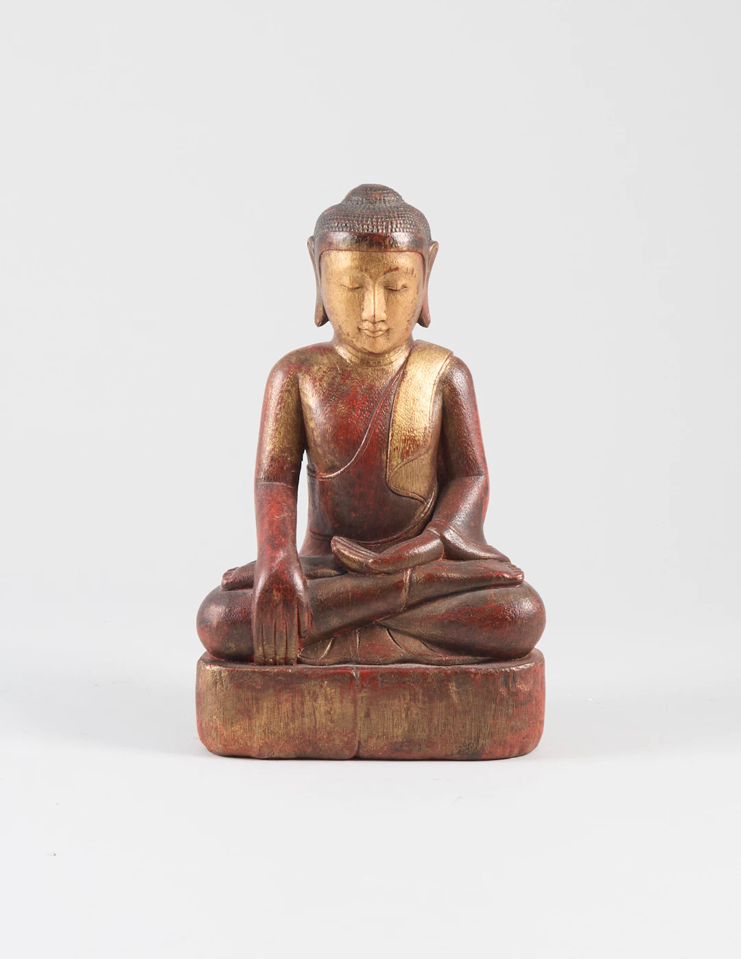 Skulptur Buddha, bemålat trä.