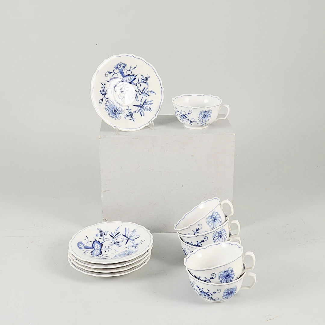 Koppar med fat, 5 del, Meissen.