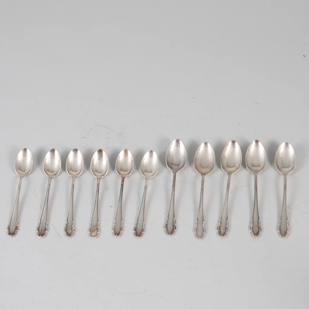 KAFFESKEDAR, 11 st, silver, modell "Haga", vikt: 135 g.