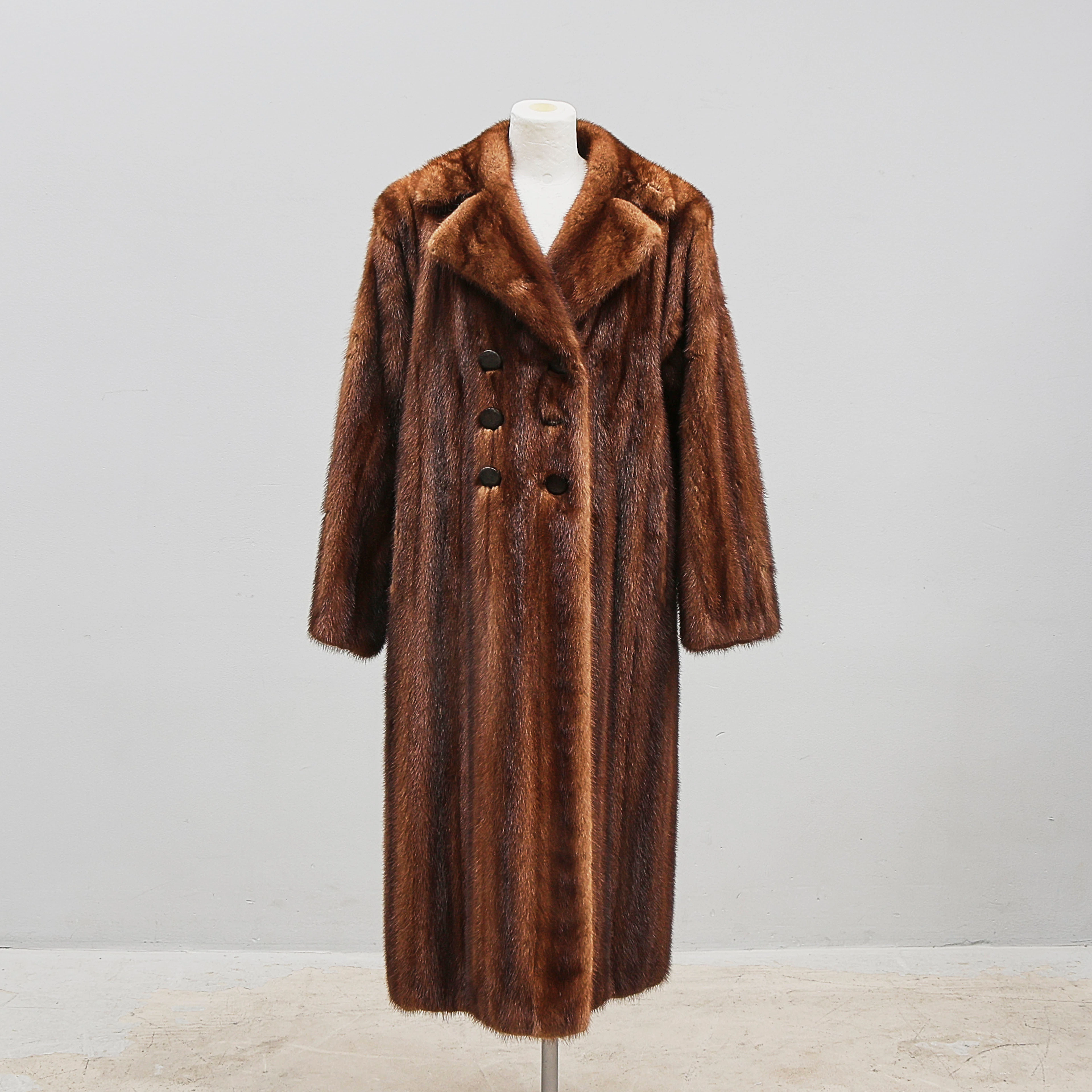 MINKPÄLS, etikettmärkt Yves Saint Laurent, Fourrures, Made in France.