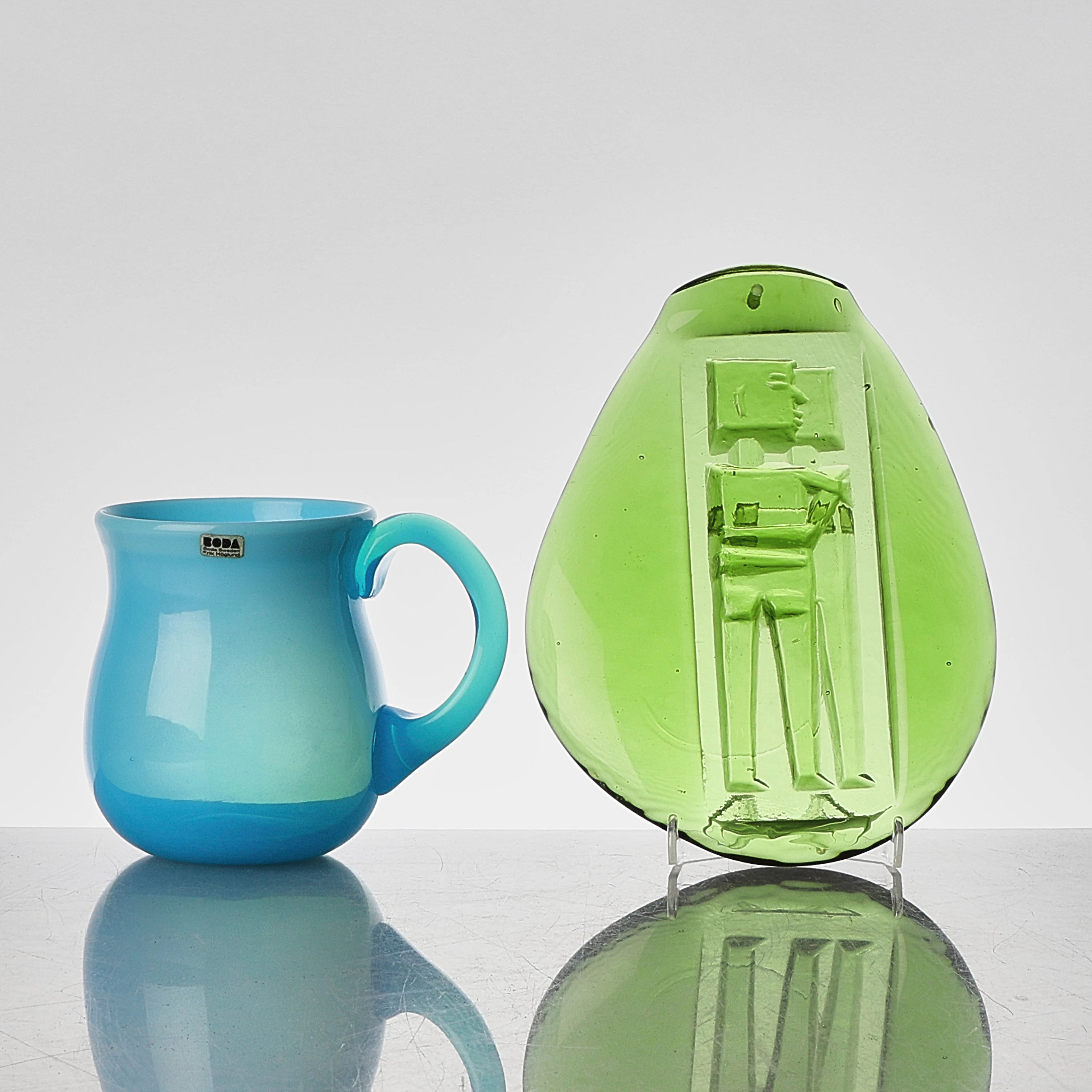 ERIK HÖGLUND. MUGG+ FÖNSTERDEKORATION, Glas.